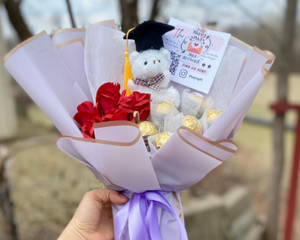 purple graduation bouquet 